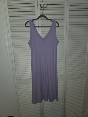 Sleeveless V-Neck Lavender Midi Dress